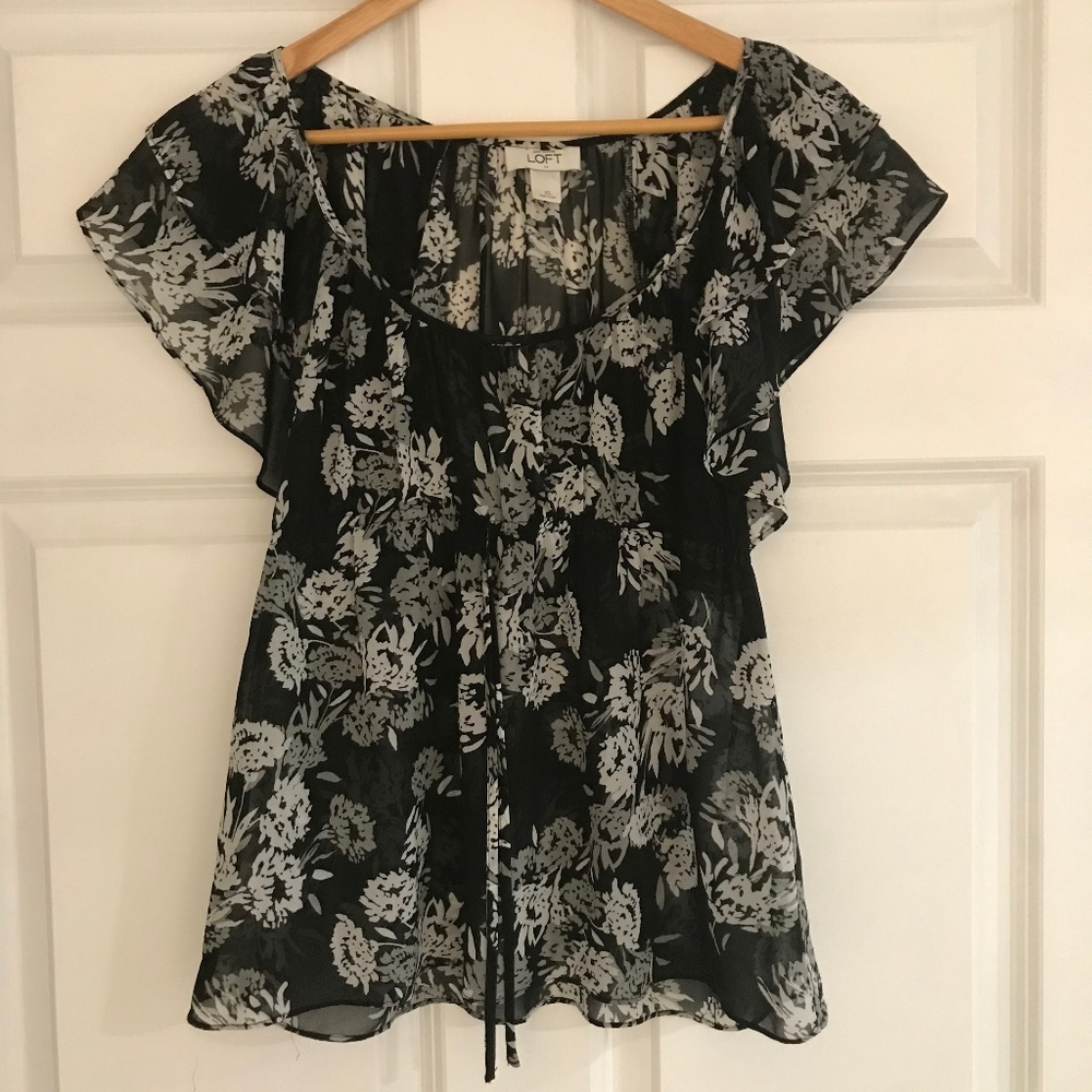 Ann Taylor LOFT Short Sleeve Blouse